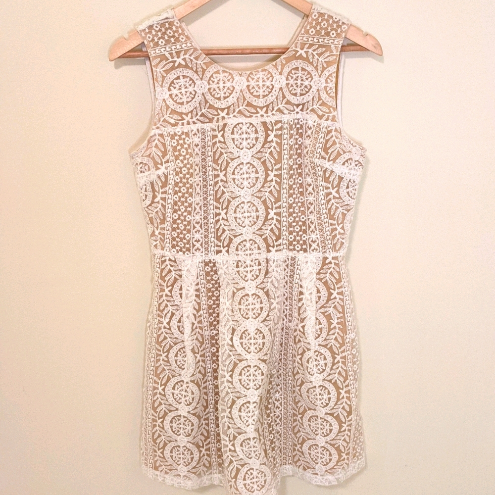 Altar'd State Graduation Ivory Lace Fit N Flare Sleeveless Dress Size Medium